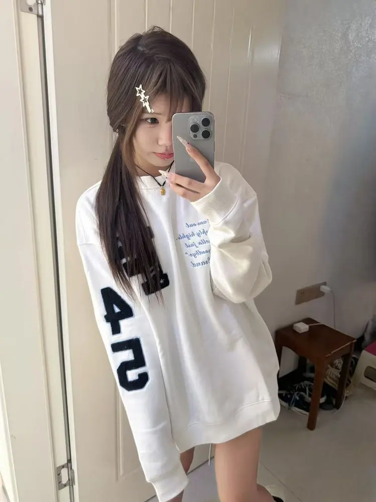 

Свободный свитшот с круглым вырезом для женщин, с вышитым буквенным принтом, повседневный, удобный, в уличном стиле, осенняя новинка