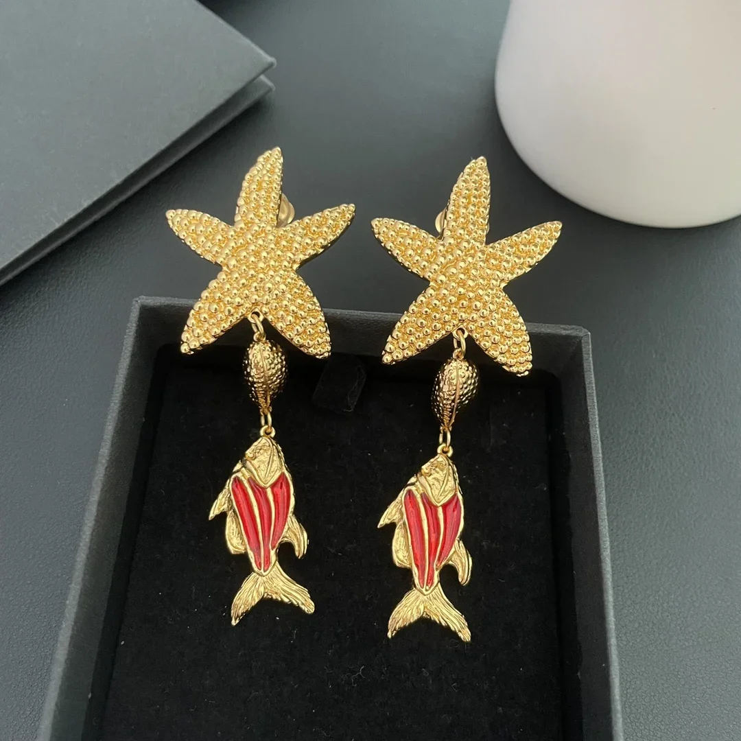 

Europe Vintage Designer Brand Golden Fish Earrings Ear Clip Women Top Quality Charm Luxury Jewelry Trend
