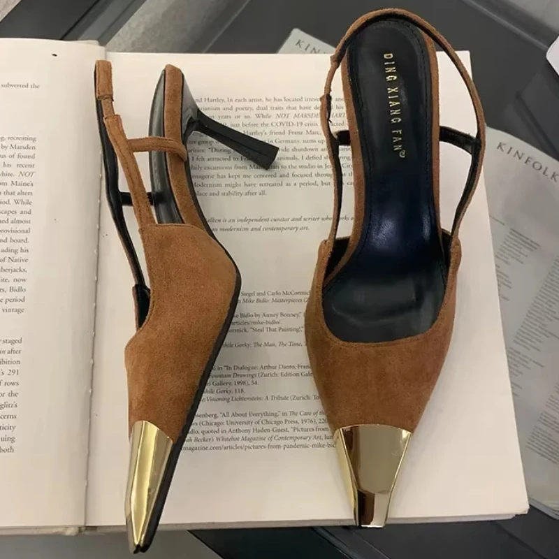 

Сексуальные женские туфли на высоком каблуке с металлической головкой, новинка 2025, вечерние модельные туфли на шпильке, модные брендовые сандалии с острым носком, женские сандалии с открытой пяткой