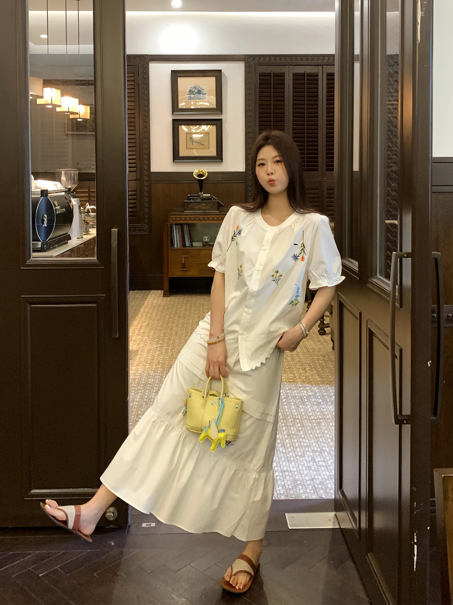 

Летний комплект NAZ больших размеров: хлопковая юбка с вышивкой и цветными блоками, модный топ с разрезом, повседневный женский комплект одежды