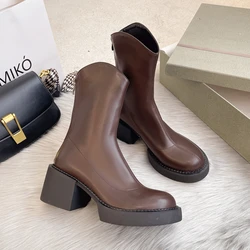 2024 Botki za kostkę dla kobiet PU Leather Round Toe Behind Zipper High Heel Women Boot Fashion Concise Short Boots D103