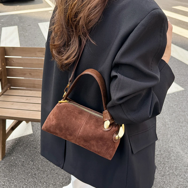 

Сумки на плечо из искусственной замши, однотонные сумки через плечо в стиле ретро, высококачественная дорожная сумка для женщин, универсальная легкая роскошь