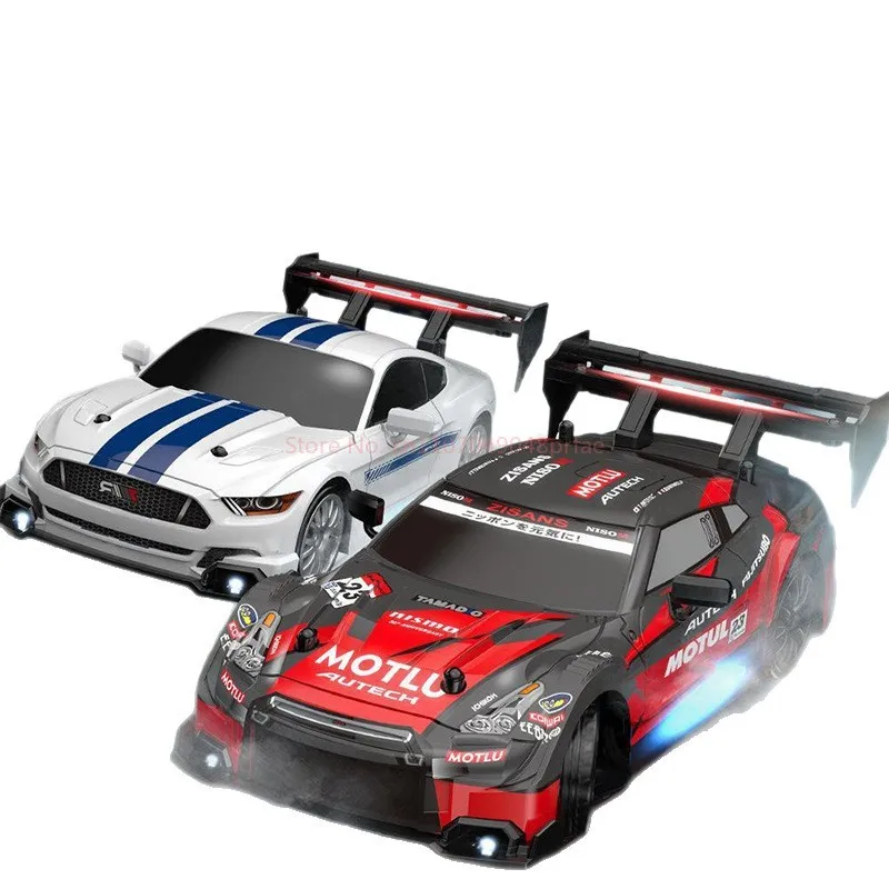 سيارة تحكم عن بعد رباعية الدفع للانجراف طراز GTR سباق للأولاد M4 لعبة 911 قابلة لإعادة الشحن عالية السرعة طراز AE86