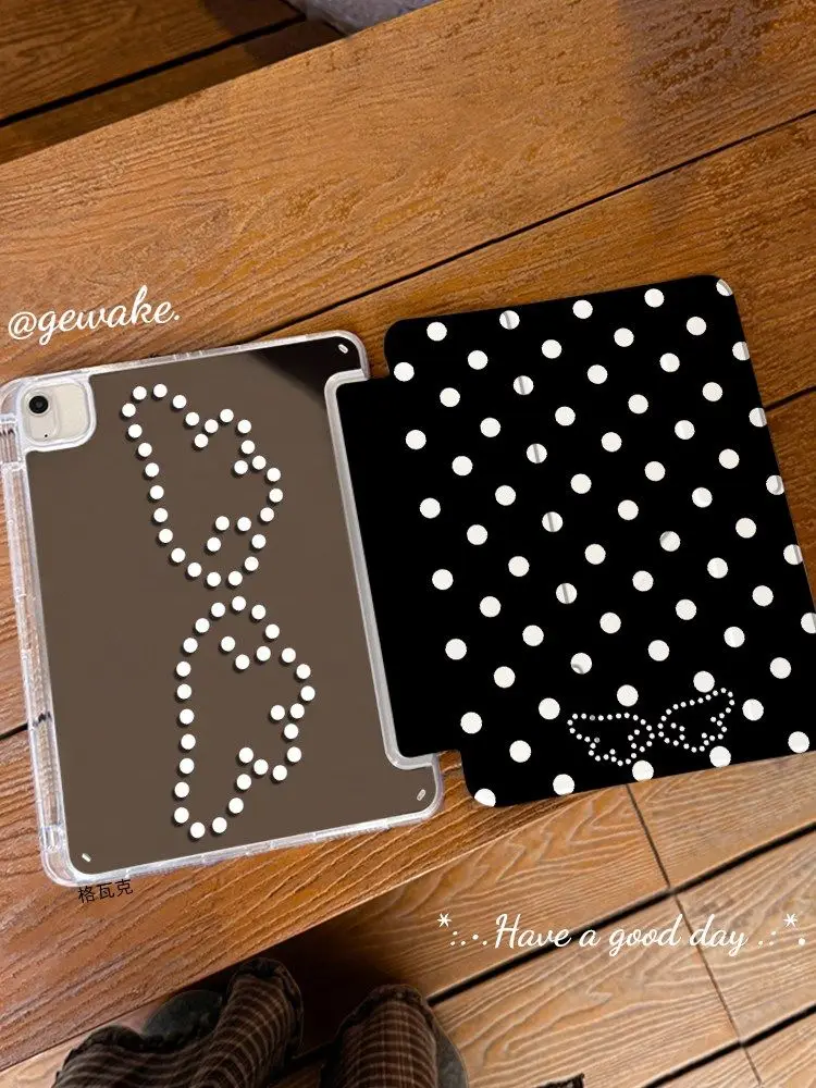 Black Dot Y Fold Mi…