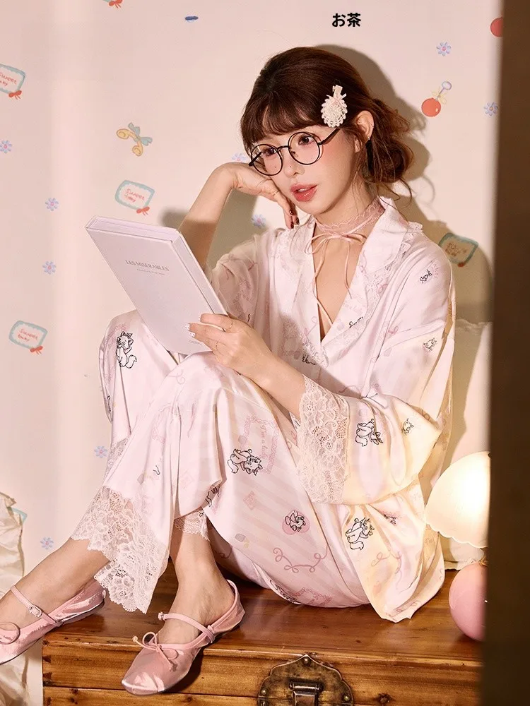ropa-de-casa-para-mujer-primavera-verano-manga-larga-seda-de-hielo-con-encaje-modelo-mary-ultra-suave-y-comodo