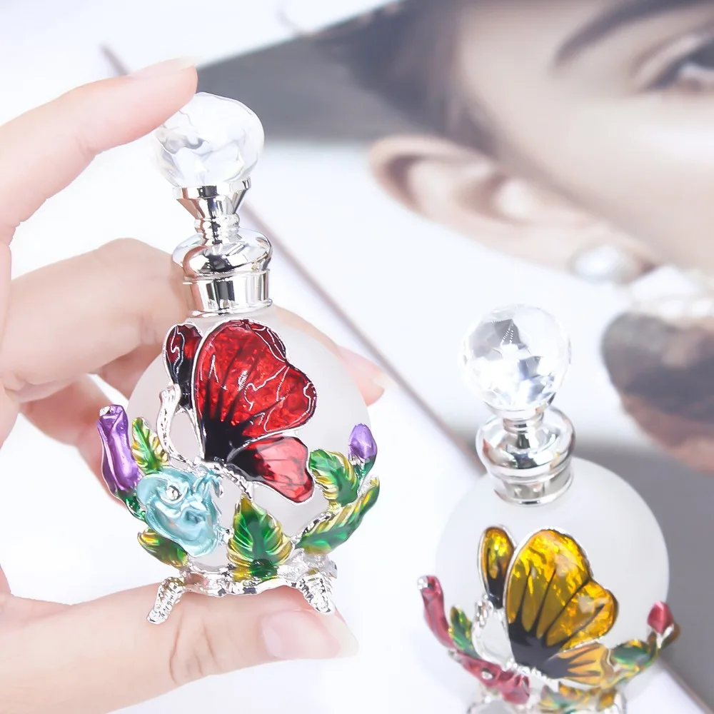 

Wedding Decor 25ml Bottle Empty Antique Butterfly Essential Oil Bottle Butterfly Dubai Style Oil Dispenser Bottle Girl