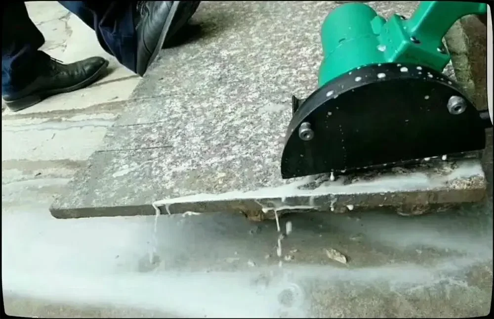 TY21507 Wet Stone Cutter 1.7 , 40mm (1-5/8") Max Cutting Depth for Industrial Applications Marble Cutting