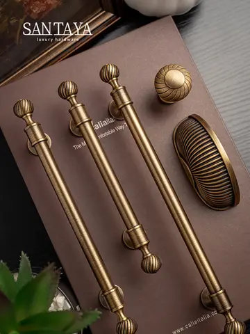 Santaya Brushed Antique Brass Handles Luxury Kitchen Cabinet Pull Wardrobe Dresser Drawer Knob Shell Handle Furniture Hardware