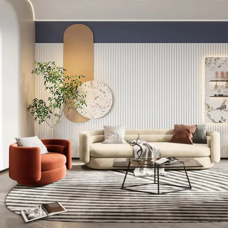 Italienischer Stoff, moderner und minimalistischer Designer, leichtes, luxuriöses kleines Wohnzimmer, vom Boden bis zur Decke reichendes Freizeit-Internet-Promi-Shap