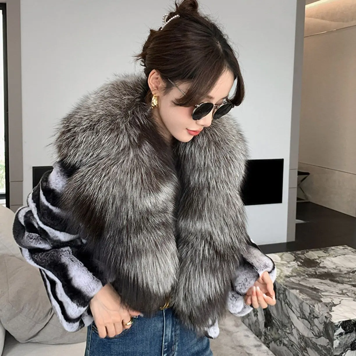 

Furshehe Winter Women Real Rex Rabbit Fur Coat 100% Natural Fur Short Jacket with Large Silver Fox Fur Collar Luxury Streetwear