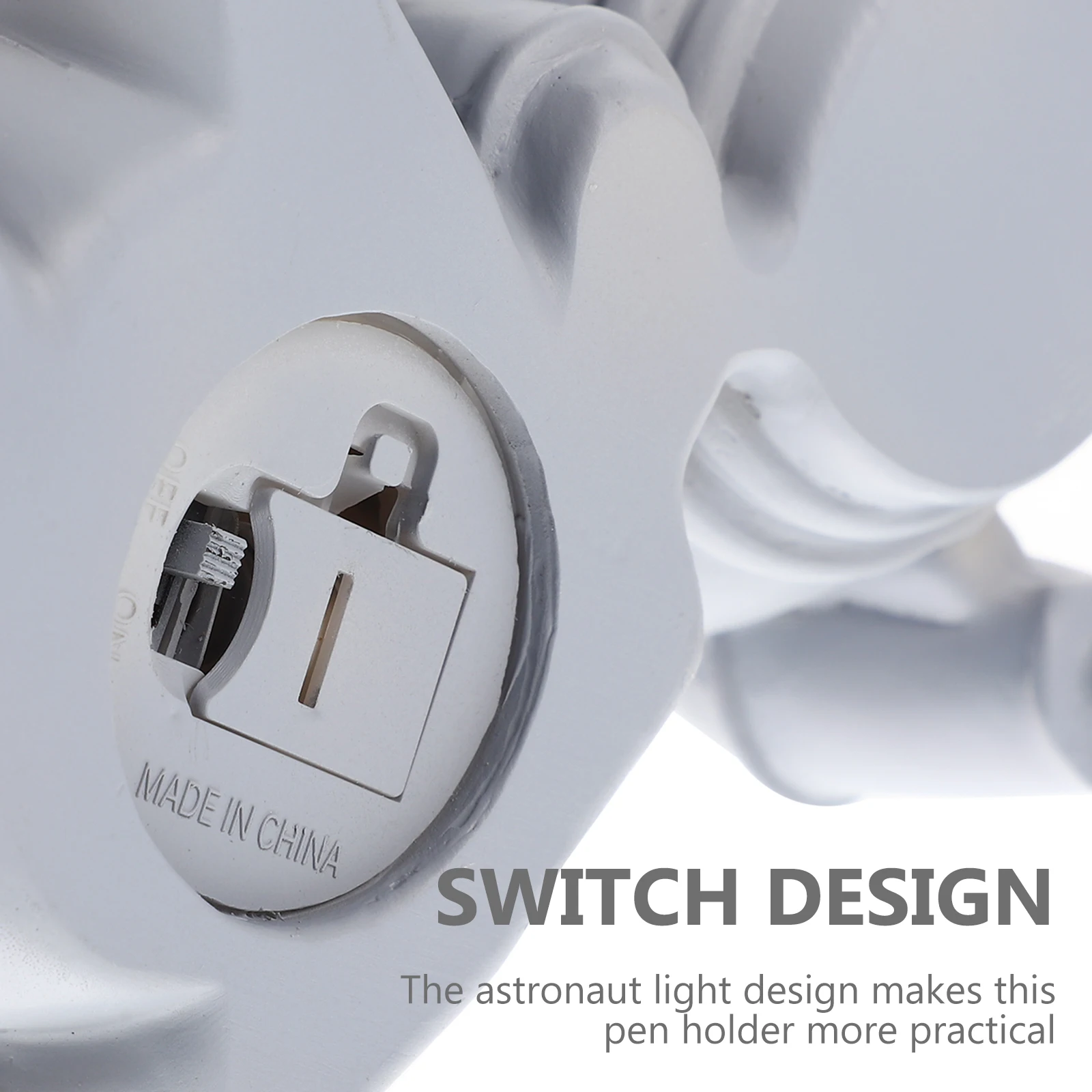 宇宙飛行士鉛筆ホルダー宇宙誕生日装飾モダン樹脂工芸品照明付きノベルティ耐摩耗性