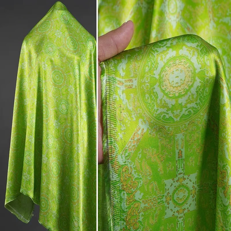 

Vivid Green Eight Auspicious Xiangyunsha Silk Fabric Breathable Silky for Hanfu Qipao Dresses Summer Traditional Apparel Textile