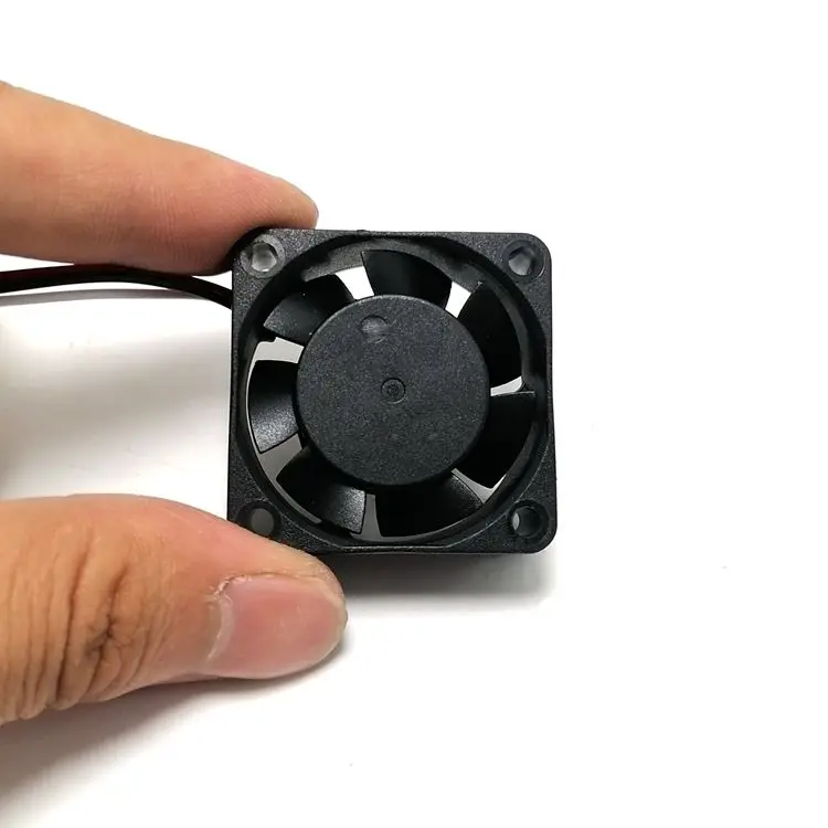 RF24S4015H تيار مستمر 24 فولت 0.12A 40x40x15 مللي متر 3 أسلاك خادم مروحة التبريد