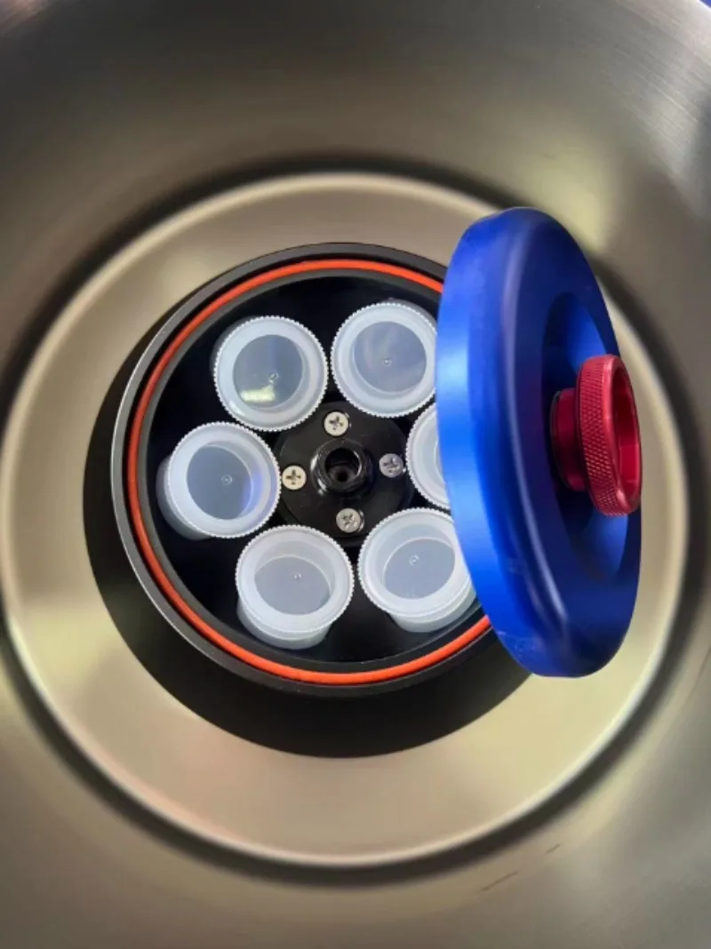 

Desktop Electric Experimental Small Chamber Centrifuge 800-1 Centrifuge 800D Laboratory Separation Equipment