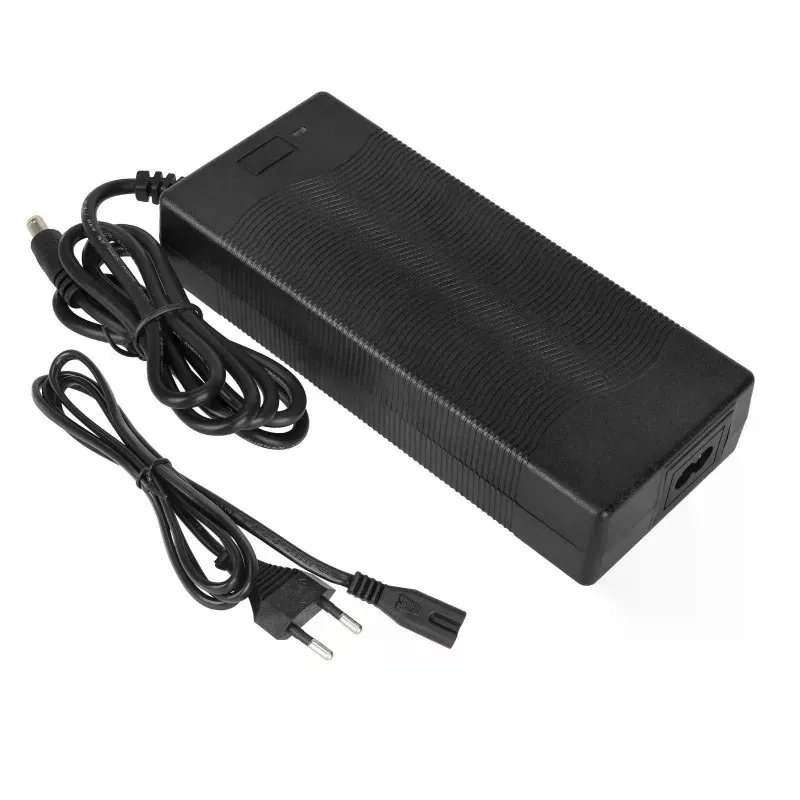 

Electric Scooter Charger for Kukirin G4 67.2V 2.0A DC2.1 EU Power Adapter - Fast Charging Compatible with Kukirin G4 E-Scooter