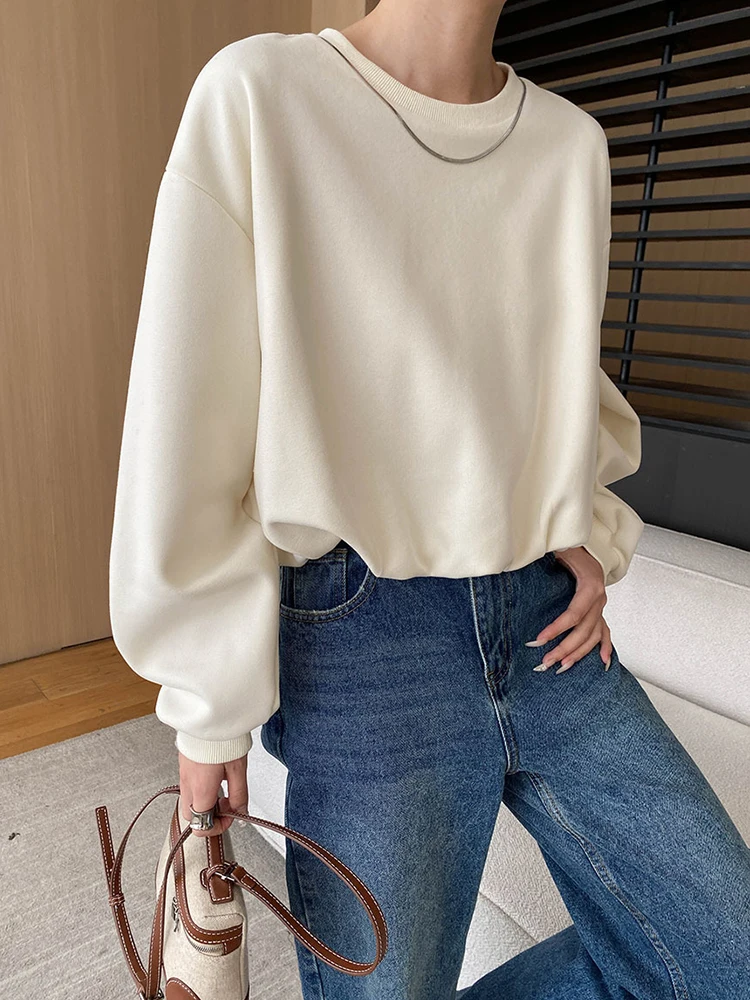 [LANMREM] Gathered Waist Fit Sweatshirt For Women Round Neck Long Sleeve Office Lady Fashion Tops 2024 Autumn New 26C159