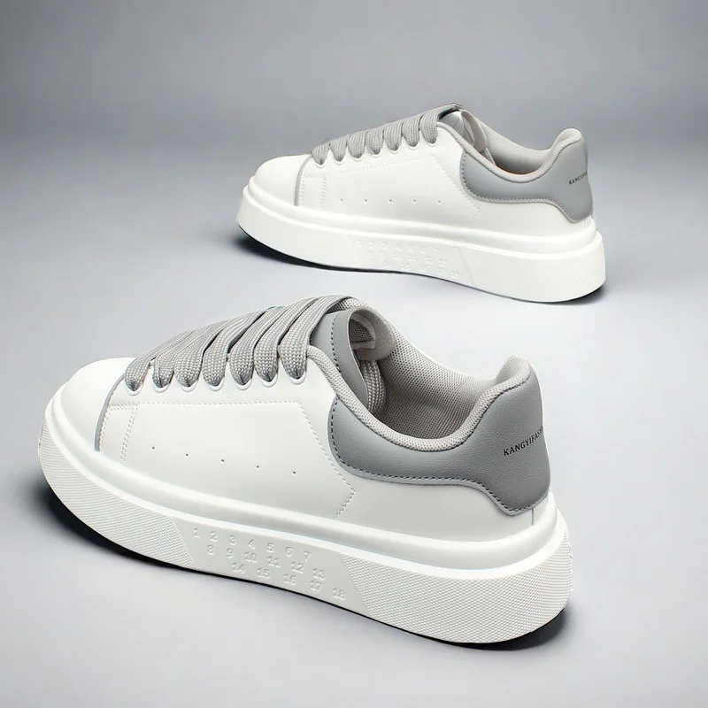 Zapatillas de deporte de suela gruesa para hombre y mujer, zapatos informales de suela blanda y ligera, color blanco, a la moda