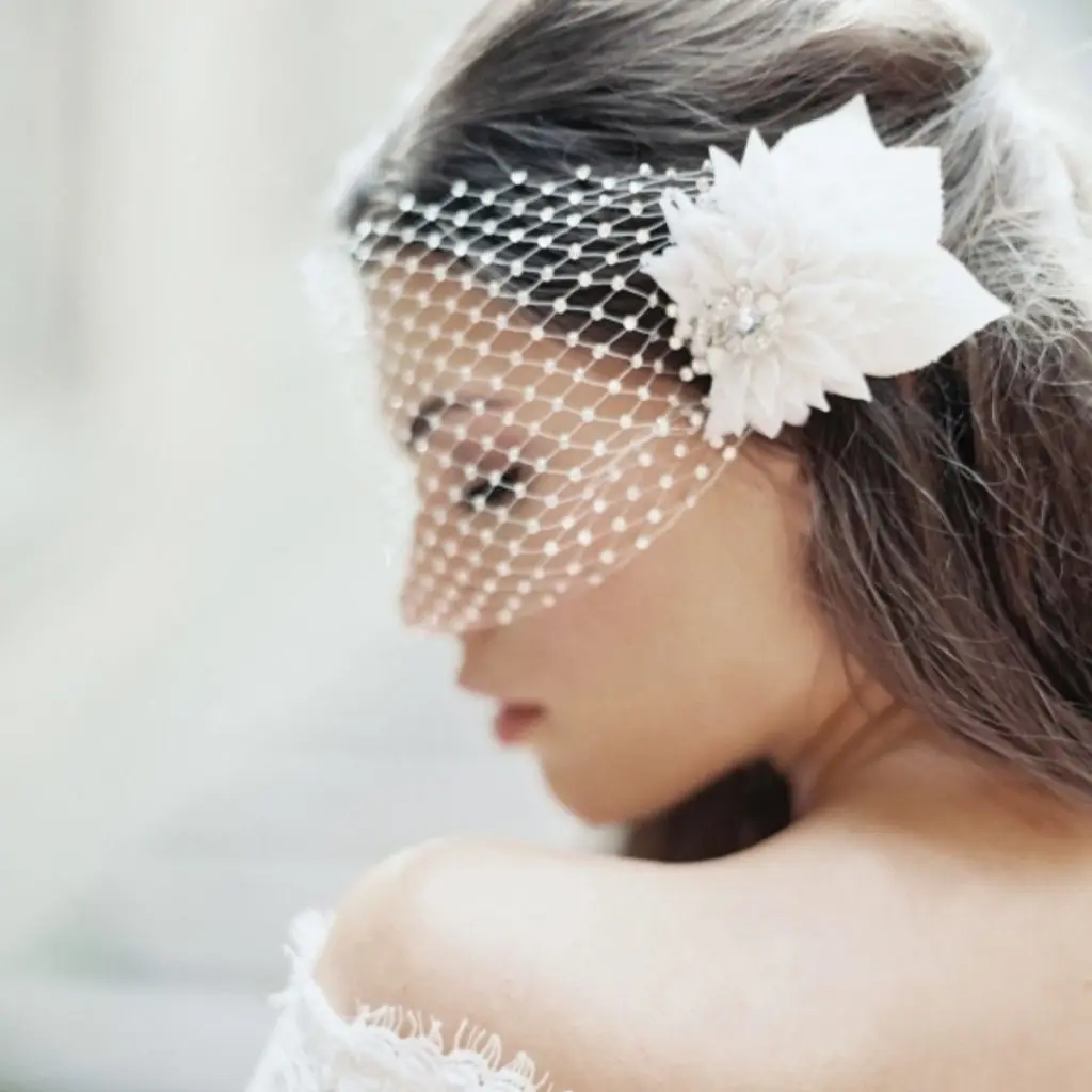 

Graceful Mesh Blusher Veil Elegant 3D Handmade Flowers Bridal Headdress Simple Applique Wedding Accessories SWD791