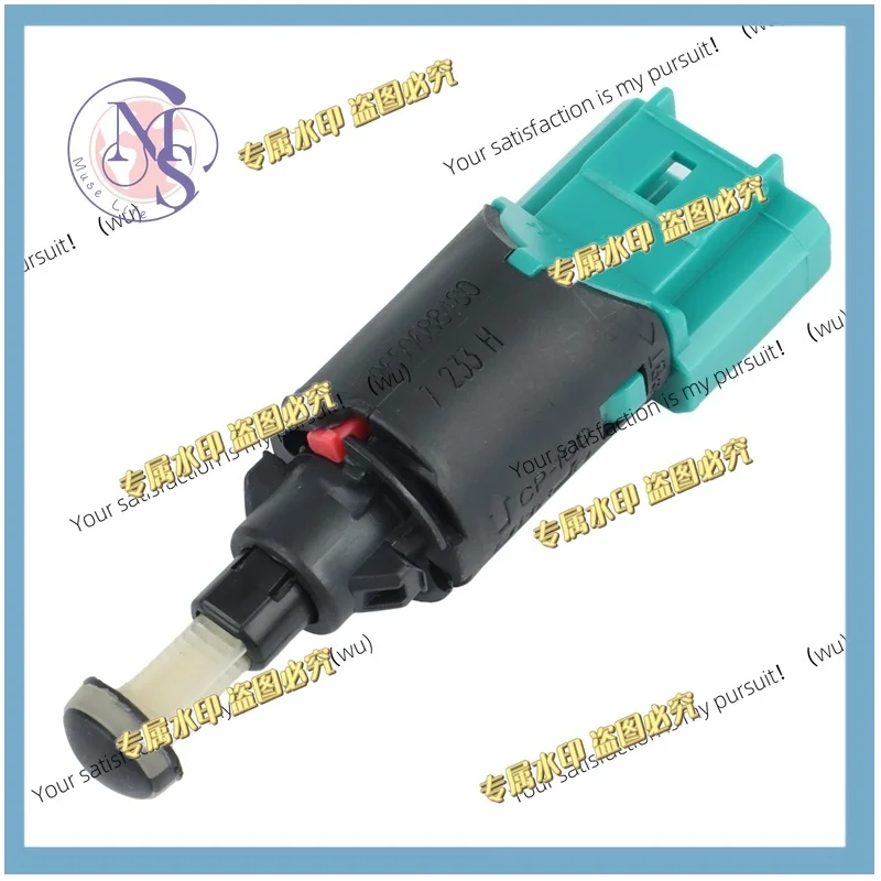 interrupteur-de-feu-stop-pour-peugeot-307-308-408-et-citroen-senna-triumph-picasso-453465-965068848