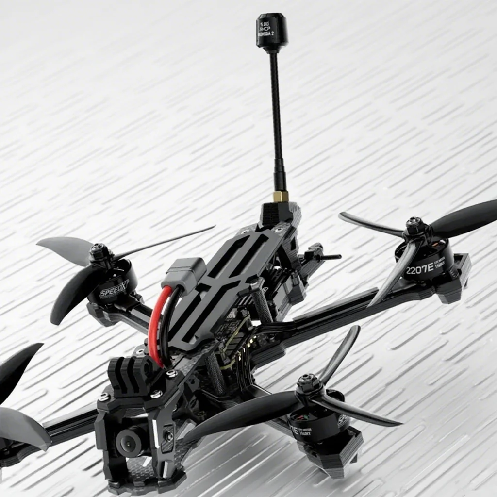 

GEPRC Vapor-X5 5-дюймовый аналоговый дрон FPV Квадрокоптер для фристайла — F722 60A 5,8G 1,6 Вт VTX Caddx Ratel2 SPEEDX2 2207E 1960KV 6S LiPo