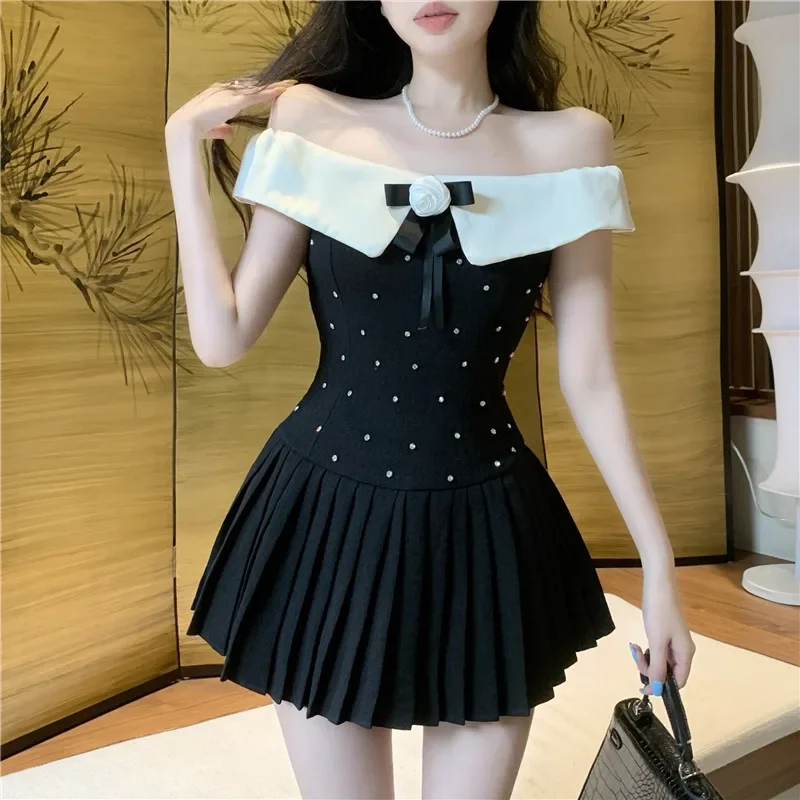 French Elegant Hepburn Black Mini Party Dress Retro Flower Strapless Slash Neck Beads Pleated Dress Sexy Off Shoulder Slim Dress