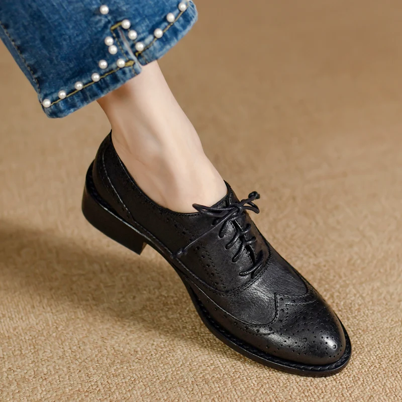 Lace-Up Brogue Shoes For Women Vintage Oxfords Flat Shoes Woman Cowhide Lady Flats Retro Low Heel British Style Quality Oxfords