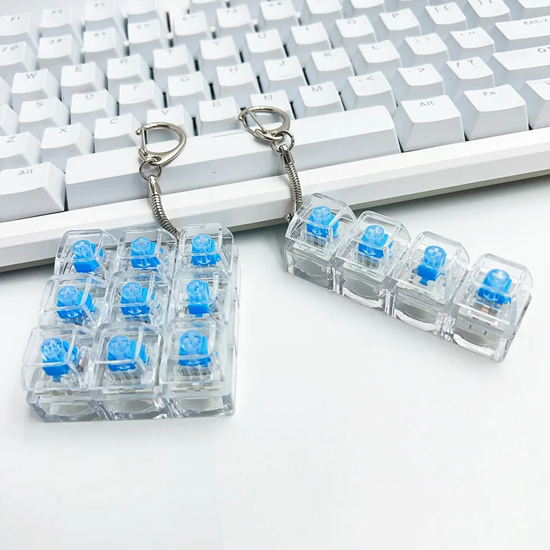 Chaveiro de Teclado Mecânico para Alívio do Estresse, Clicker Fidget com LED, Ferramenta Antiestresse, Pingente de Presente