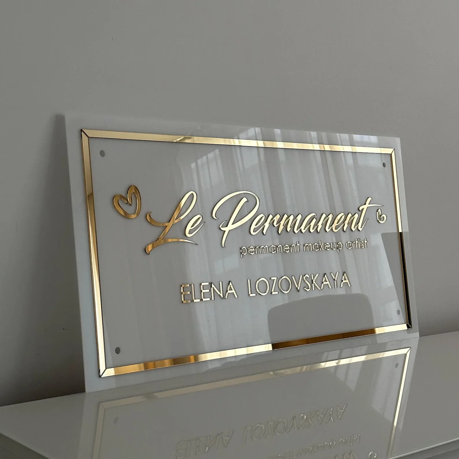 Personalized Signboard 3D Acrylic Wall Sign for Business Logo Sign Beauty Salon Logo Wall Decorations Custom Logo Wall Sign