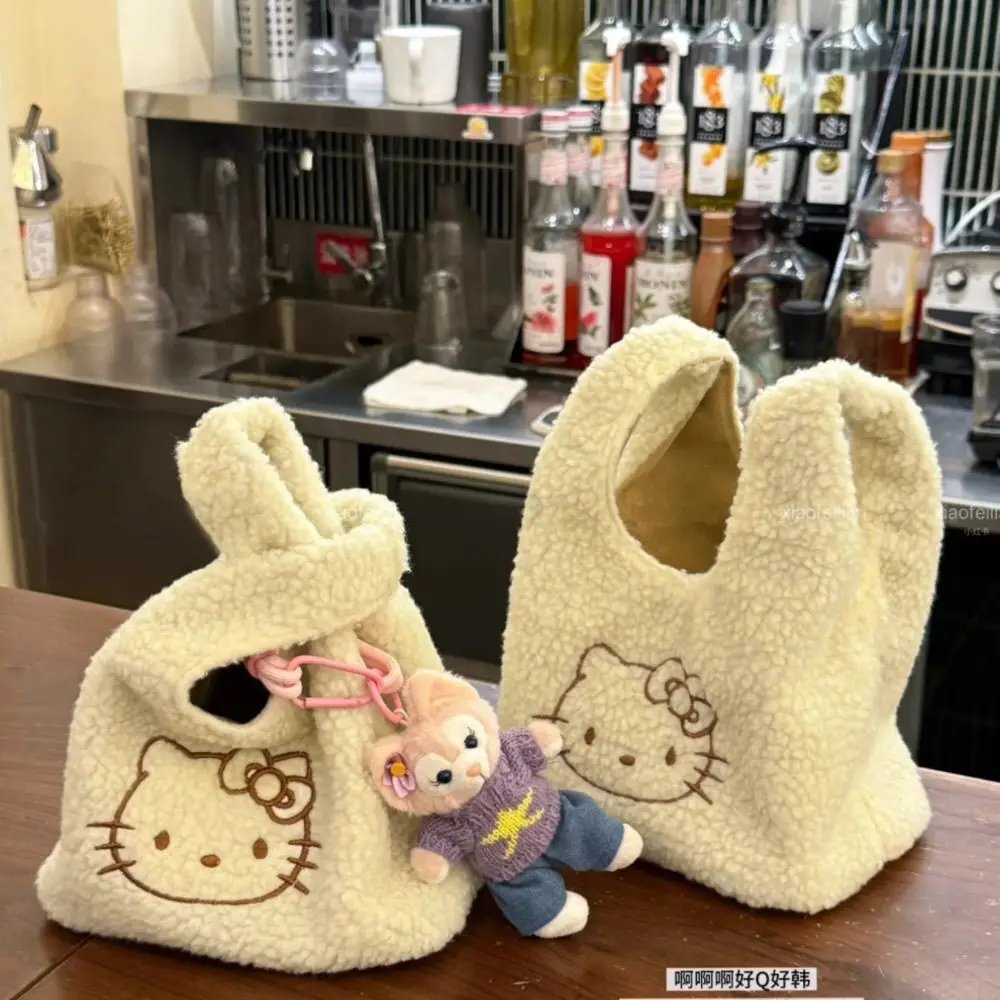 

Kawaii Hello Kitty wrist bag Cute lamb plush small basket autumn winter plush bag daily soft fluffy hand-held bags Girls Gifts