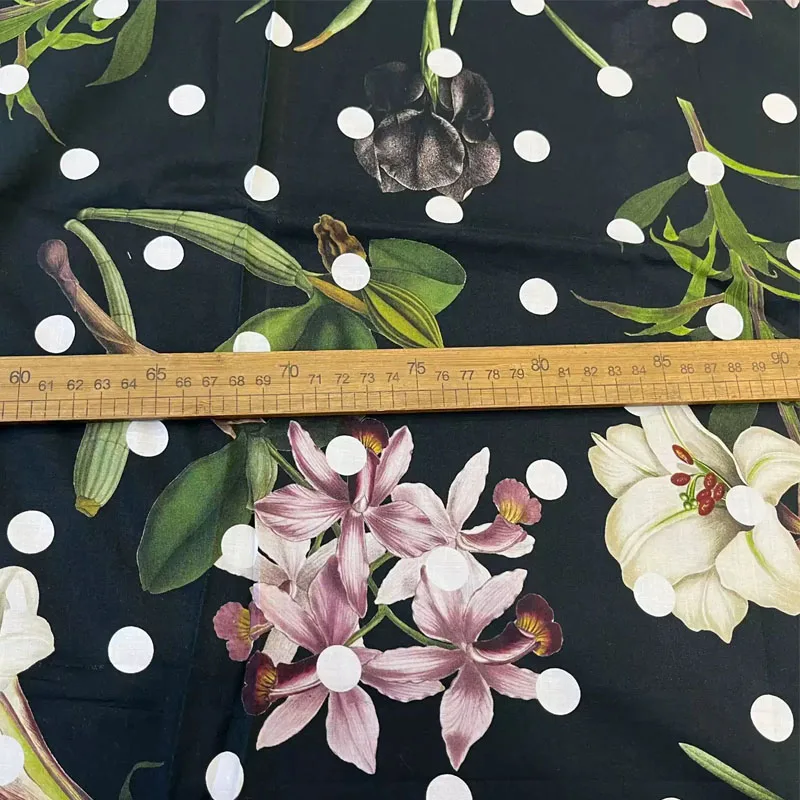 

Черная базовая поплиновая хлопковая ткань в горошек/цветочный принт для женского платья, блузка, ткань ручной работы, материал для шитья своими руками
