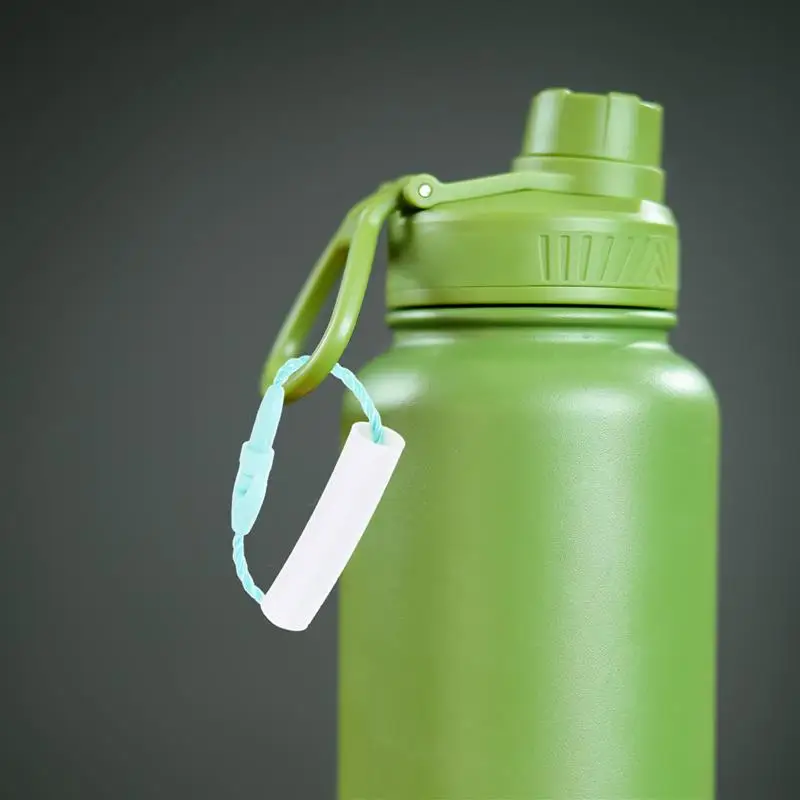 30 قطعة من علامات الأسماء للملابس، ملصقات أسماء الرعاية النهارية، تسميات أسماء قابلة للكتابة، علامات أسماء معلقة، حلقات (لون عشوائي)