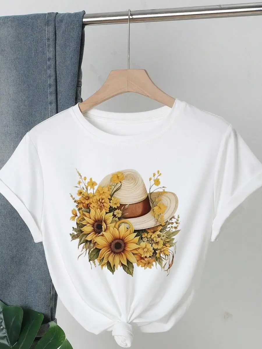 Sunflower Print Round Neck T-Shirt, Casual Loose Fit Short Sleeve Summer T-Shirt Top, Women White