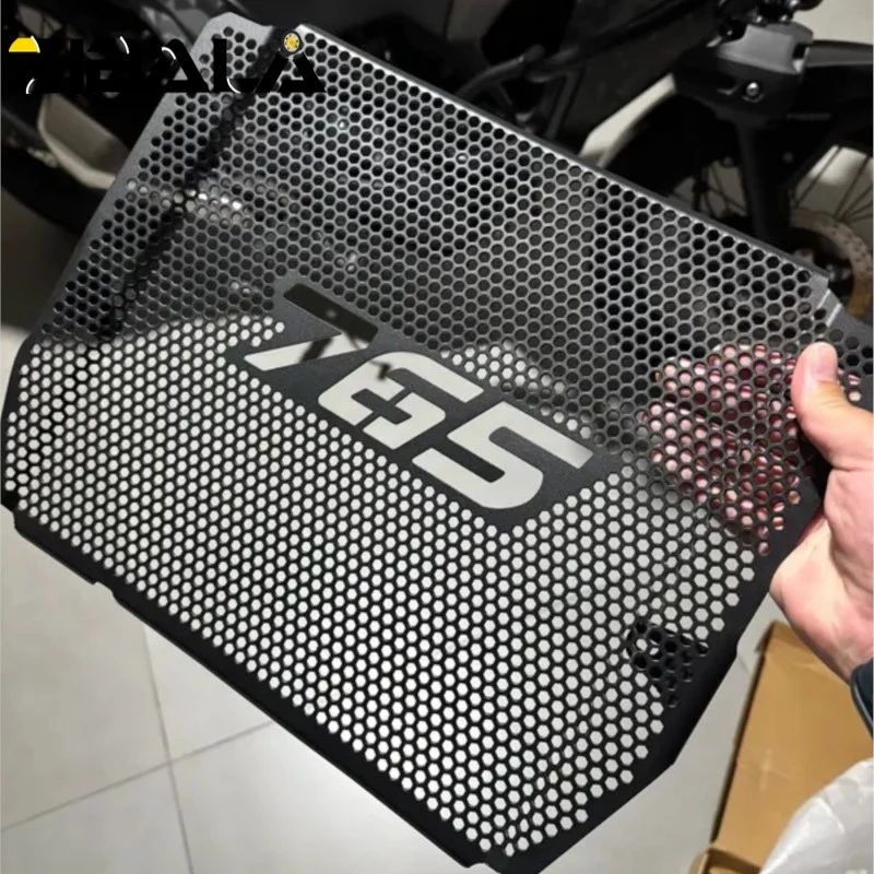 

For Street Triple StreetTriple 765 R RS Moto2 Edition 2017-2024 2025 2026 Motorcycle Accessories Radiator Guard Cover Protector