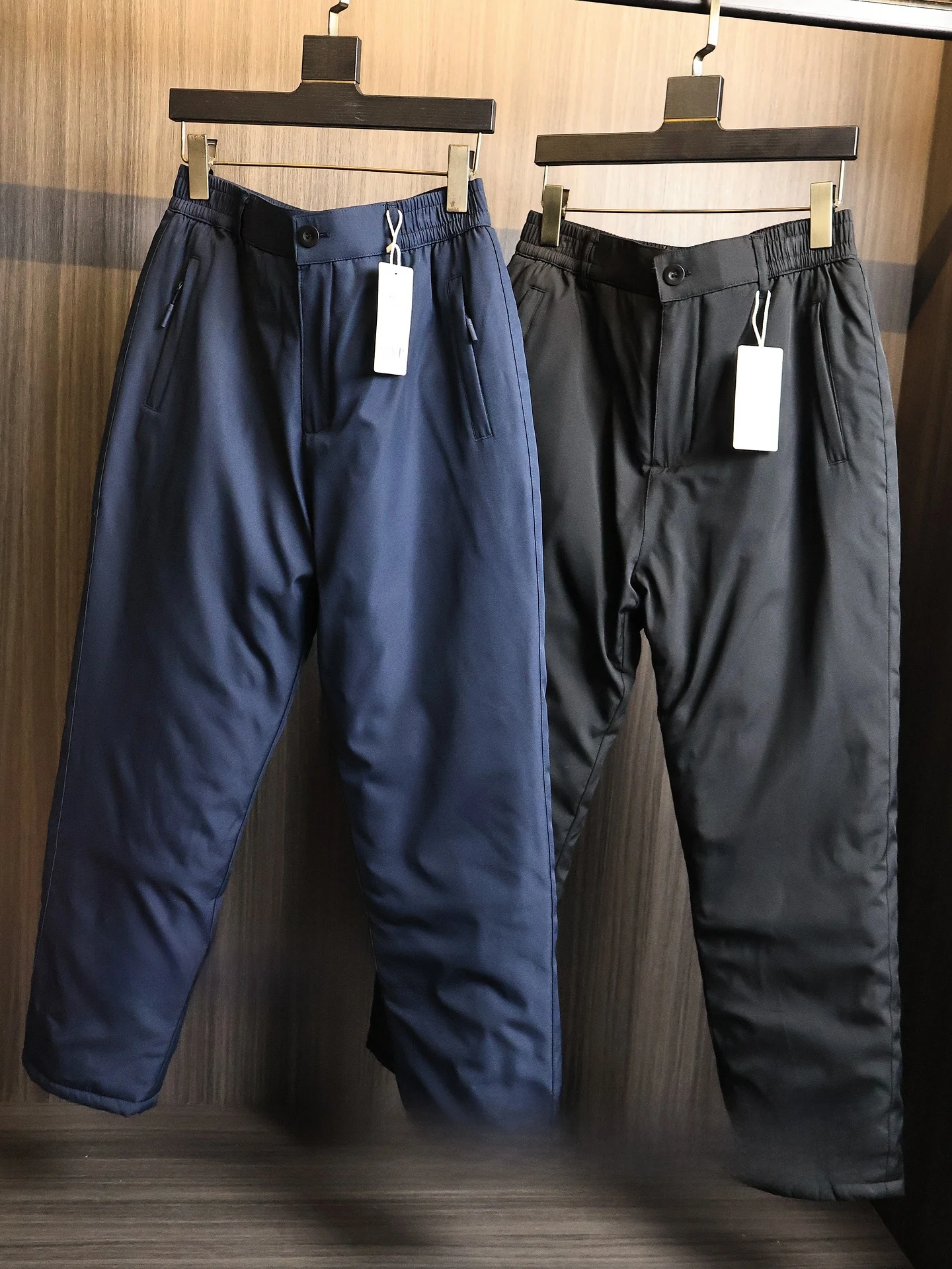 Men's Outdoor Winter Casual Pants Fleece Lined Soft  Straight Leg Anti Splash Trousers for Autumn And Winter Urban Outdo...