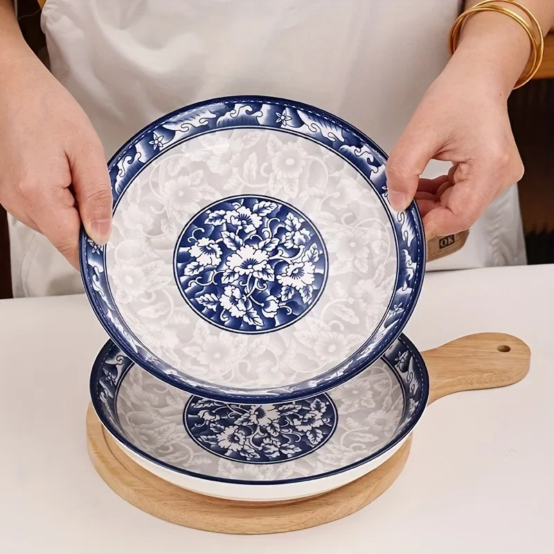 2pcs Elegant Blue White Porcelain Plates 8inch Chinese Plates Suitable for Holiday Western Pasta Dishes Table Decor Tableware