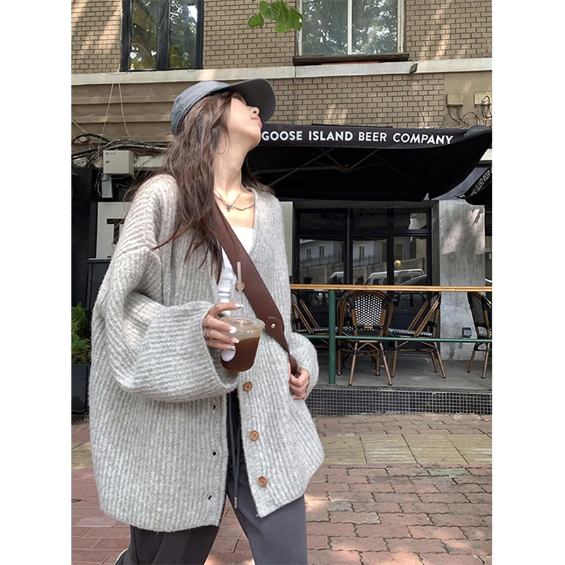 Oversized Knitted Cardigan Women Streetwear V Neck Sweater Outerwears Fashion Casual Knitwear Winter Korean Long Sleeve Jumpers