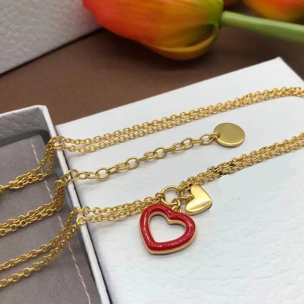 

2025 new fashion creative exquisite red heart necklace suitable for women's high quality exquisite luxury holiday jewelry gifts