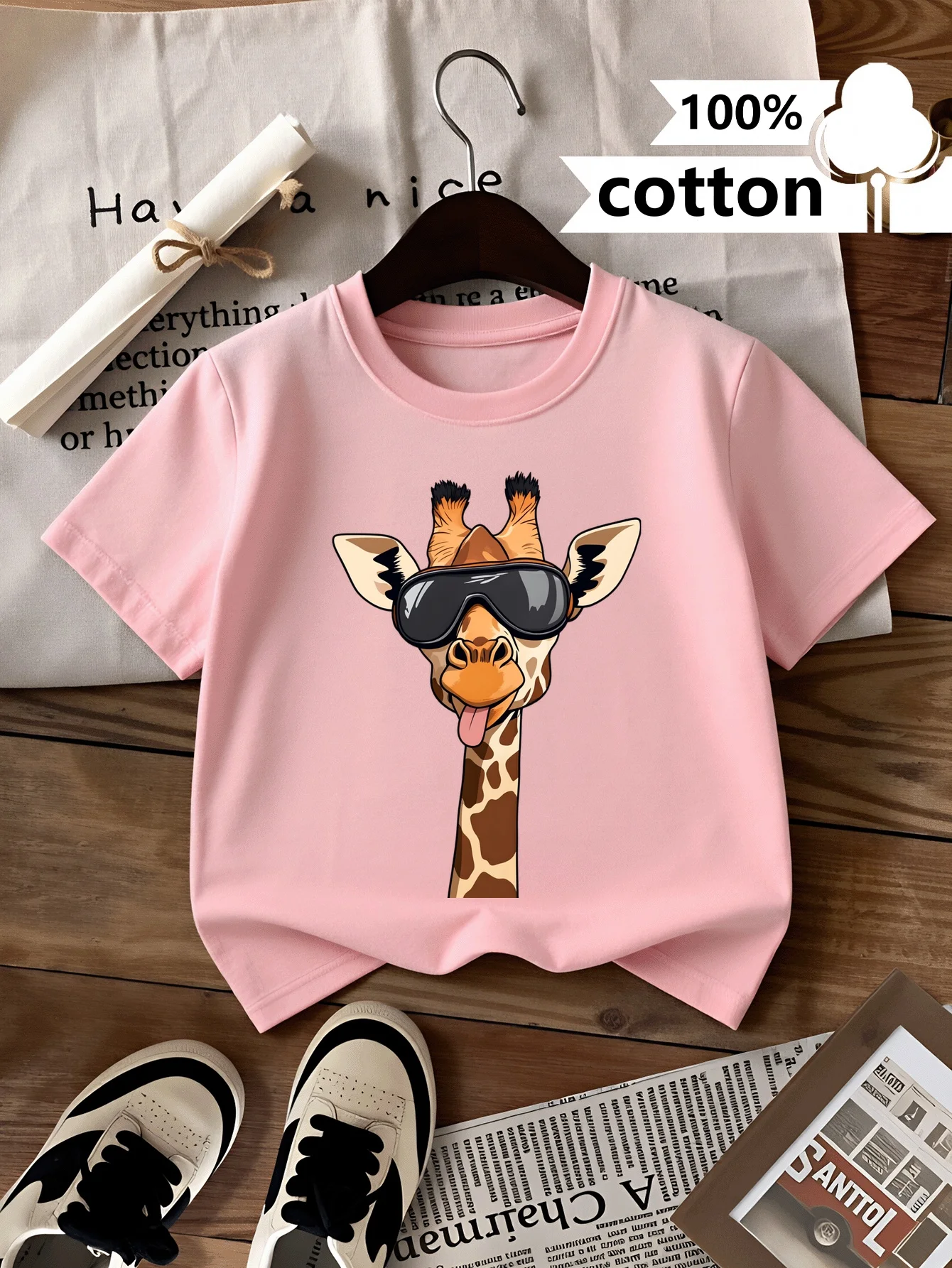 Children's Fashion Glasses Tongue Throwing Giraffe Round Neck T-shirt Fun Fashion Design Game Date Wearing