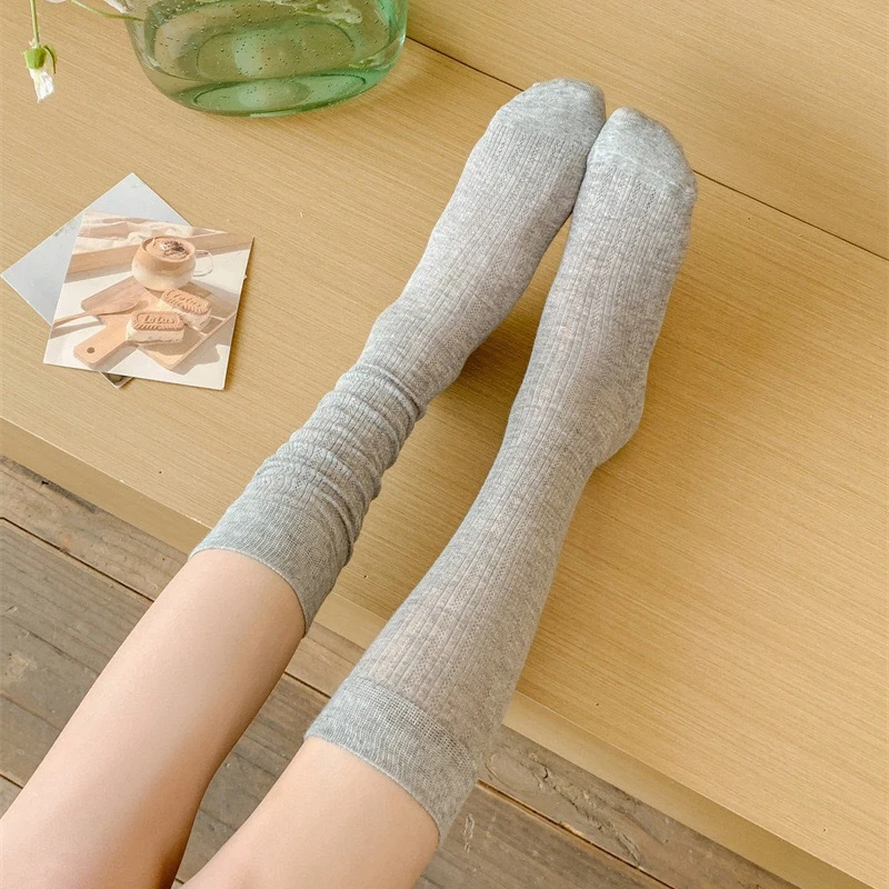 1/4paris النساء جوارب المرأة منتصف العجل الجوارب JK لوليتا الحلو الفتيات الجوارب الطويلة تخزين بلون أسود أبيض رمادي الركبة جورب