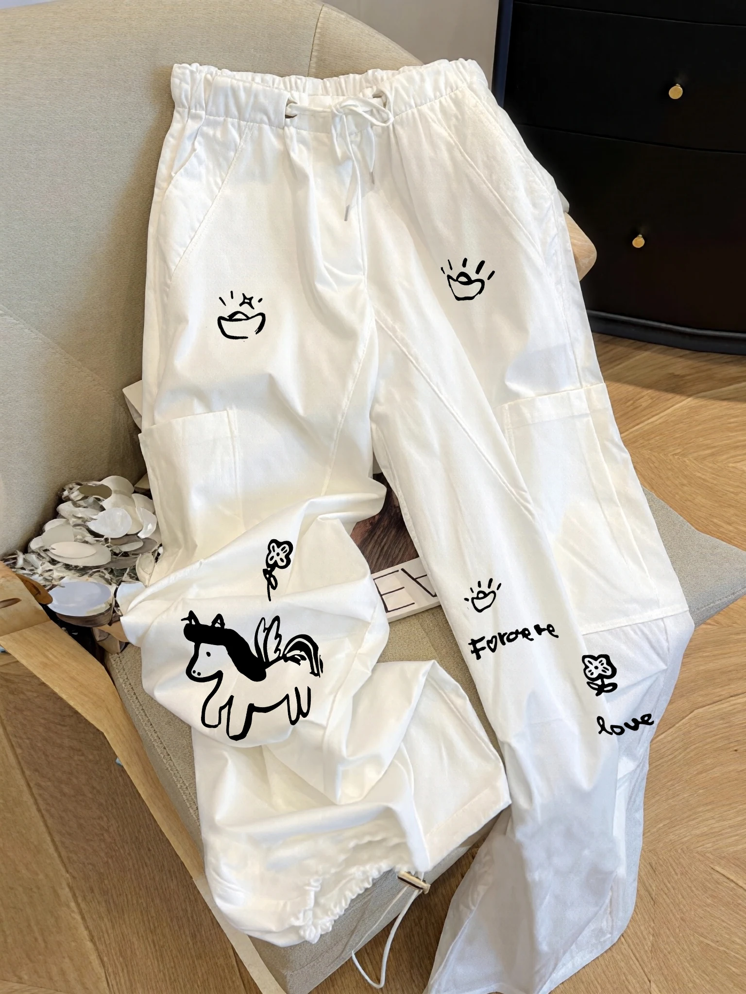 

White Casual Sports Printed Loose Wide Leg Pants Unisex Summer Fashion Drawstring Sweatpants for Men And Women