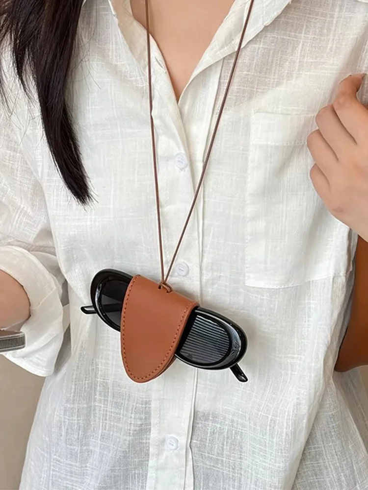 1/2Pcs Neck Magnetic Leather Sunglasses Clip Outdoor Travel Sunglasses Storage Necklace Sunglass Necklace Holder Hat Clip