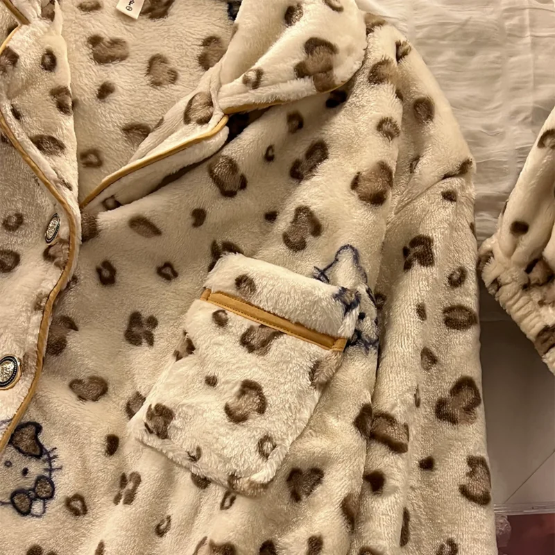 Hello Kitty Women's Pajama Set Flannel Leopard Pattern Pajama Warm Plush Pajama Fluffy Comfortable Home Clothes Two Piece Set