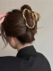 New Irregular Lines Cloud Grab Clips High-end Metal Hairpins Women's Back of The Head Temperament Shark Clips Headgear.