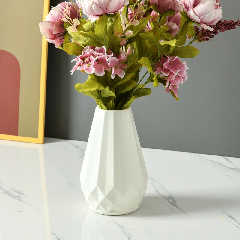 Vase Decoration Home Plastic Vase White Imitation Ceramic Flower Pot Flower Basket Nordic Decorative Flower Vase Wedding Deco