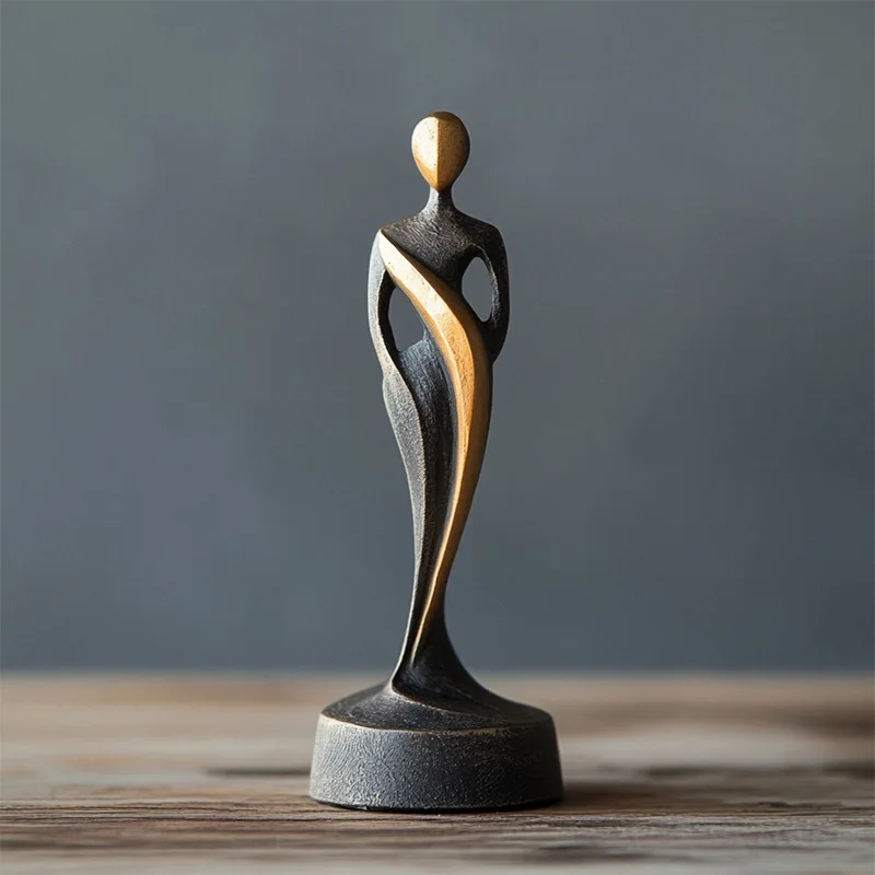 Creative Ornaments Luxury Modern Figurines Interior Aesthetic Sculptures Miniature Living Room Accessories Home Decorations