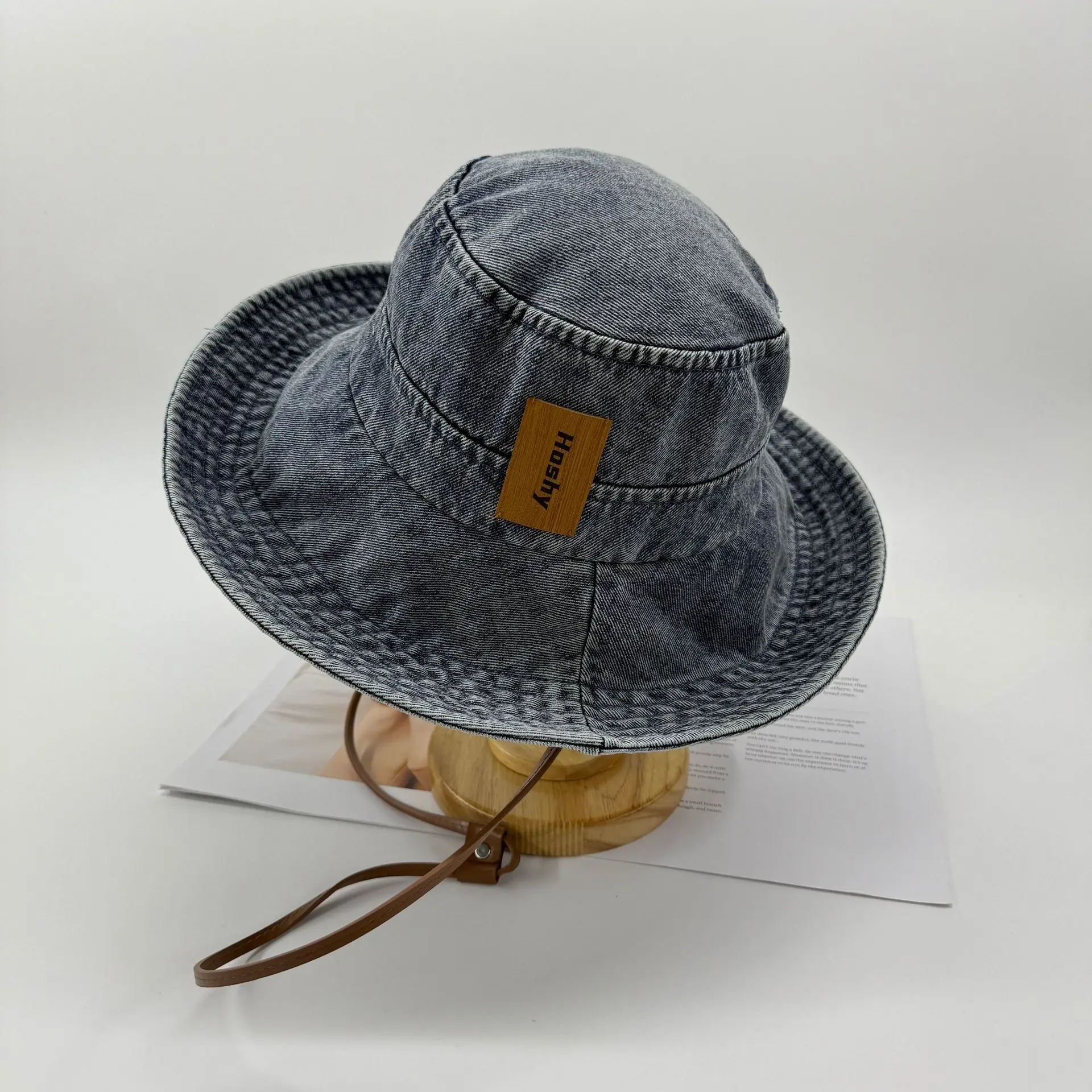 

Wholesale 2025 new Korean version of the letter sticker big eaves denim bucket hat women's sunshade sunscreen show small face