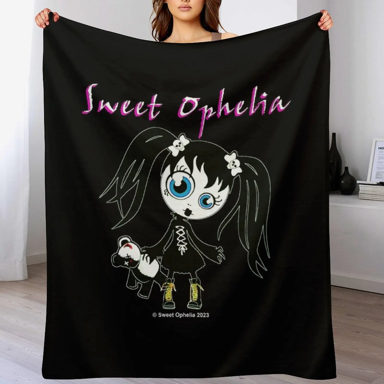 

Sweet Ophelia official merchandise Throw Blanket