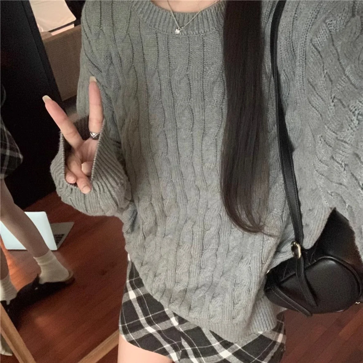 Korean Trendy Personality, Lazy Style Soft and Waxy Long-sleeved Sweater Women Autumn Loose Twist Knitted Sweater Y2K Outer Top