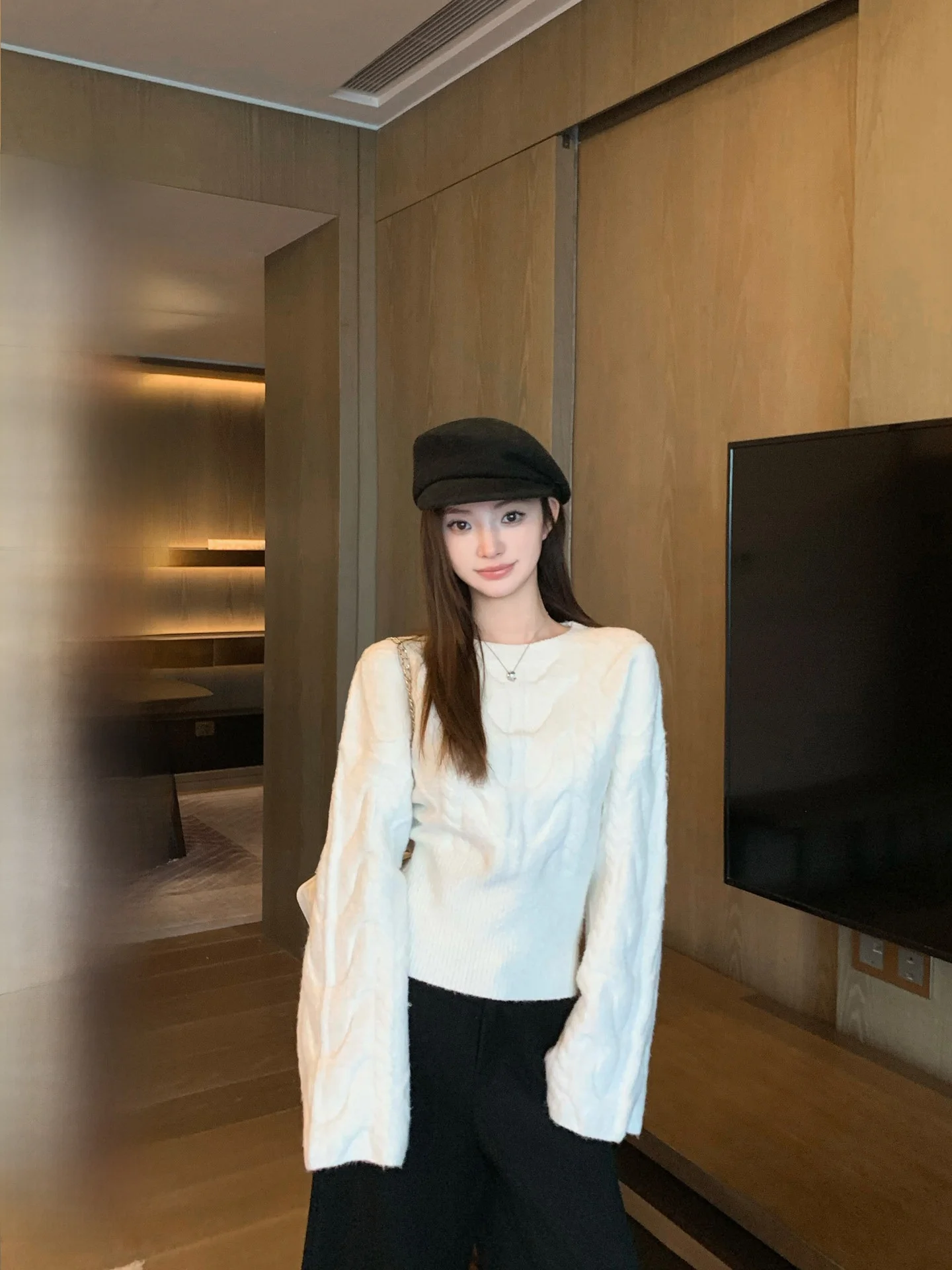 

Вязаный свитер BULENG для женщин: осенне-зимний дизайн, рукава-колокол, узор из крученой пряжи, модный топ, эксклюзив онлайн, стандартный крой