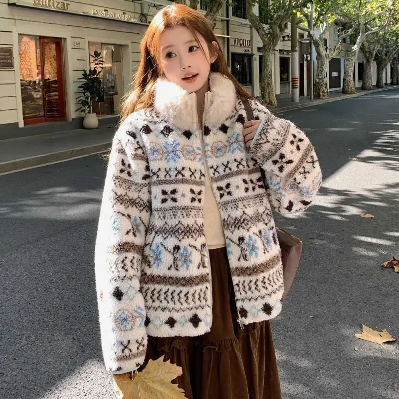 

Women's Autumn and Winter Cotton Padded Jacket Outdoor Daily Wear Fair Isle Collar Coat Retro Jacquard Thick Faux Fleece Jacket